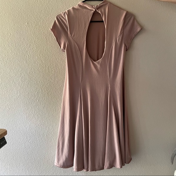 Urban Outfitters Mockneck Pink Skater Dress - Picture 4 of 7